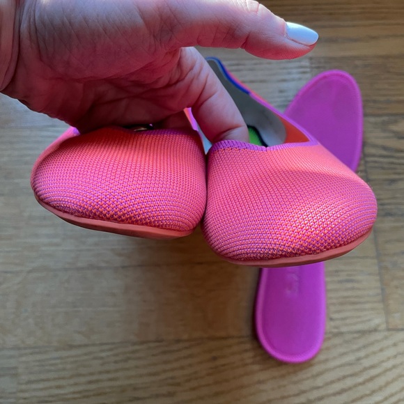 Rothy’s Tropical Pink Size 8.5, w/ box, Pre-owned - Picture 8 of 9